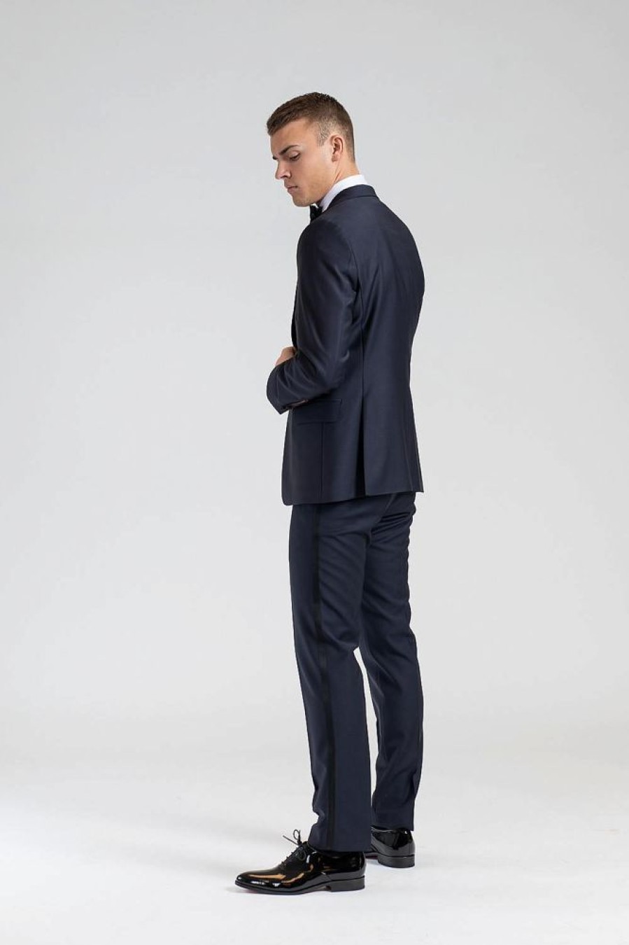 Herre Oscar Jacobson Dresser | Elder Duke Smoking Dark Blue