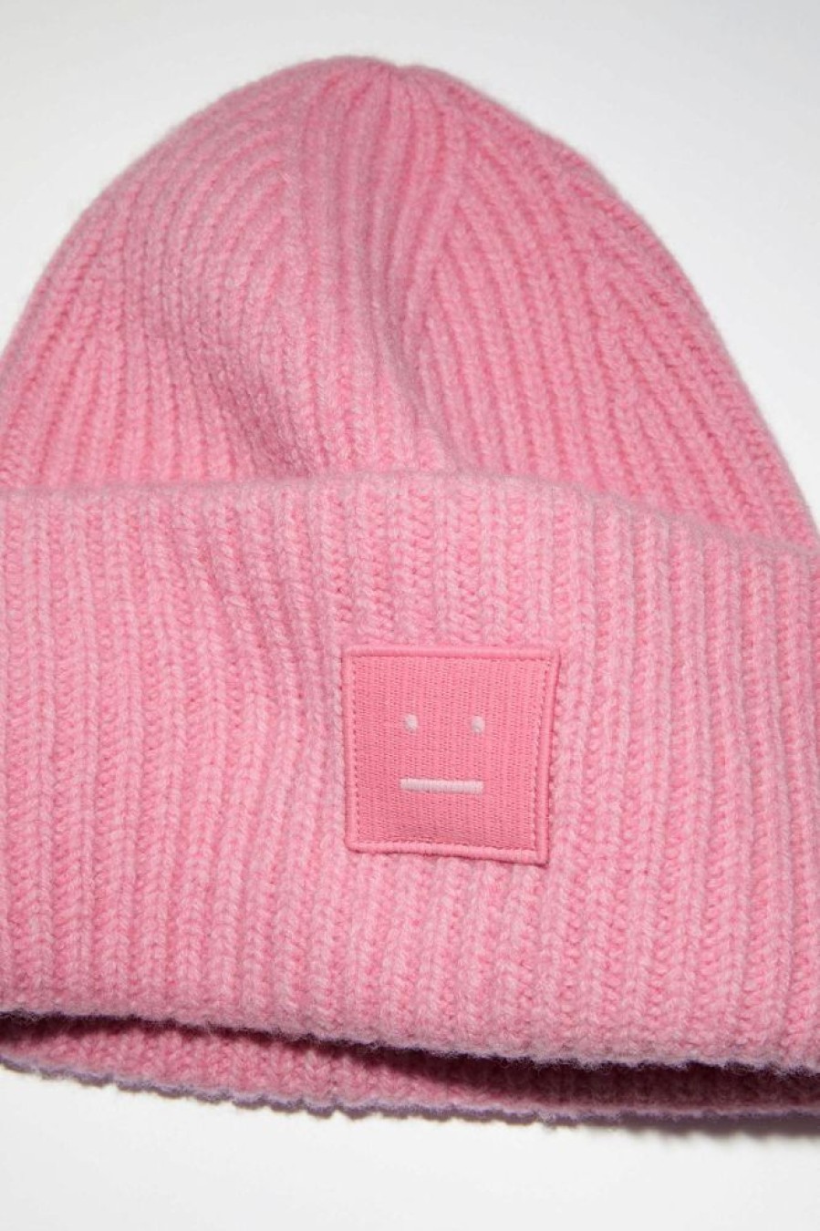 Dame Acne Studios Luer Og Panneband | Large Face Logo Beanie Bubble Pink Fa-Ux-Hats000063