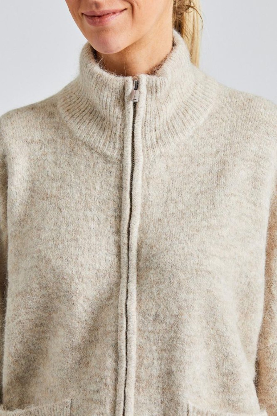 Dame Holzweiler Gensere | Tine Fluffy Cardigan Sand