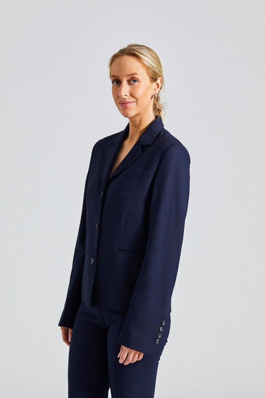 Dame Toteme Blazere | Petite Crepe Suit Jacket Navy