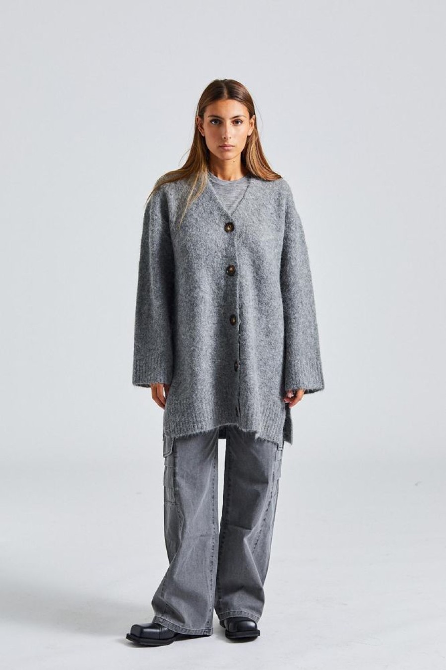 Dame Holzweiler Cardigans | Passage Fluffy Knit Cardigan Dk Grey