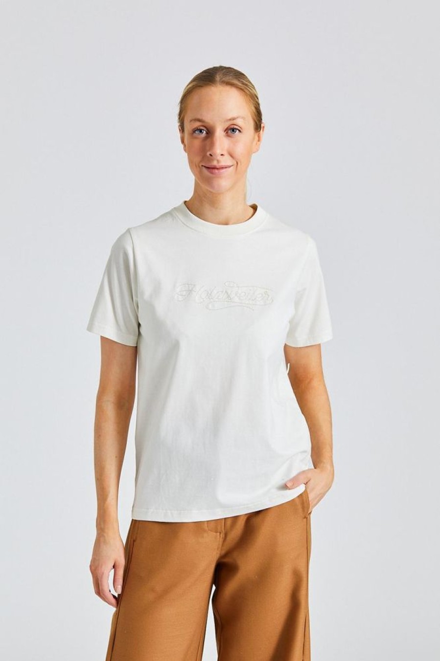 Dame Holzweiler T-Skjorter | Penny Embroidery Tee Ecru T-Skjorte