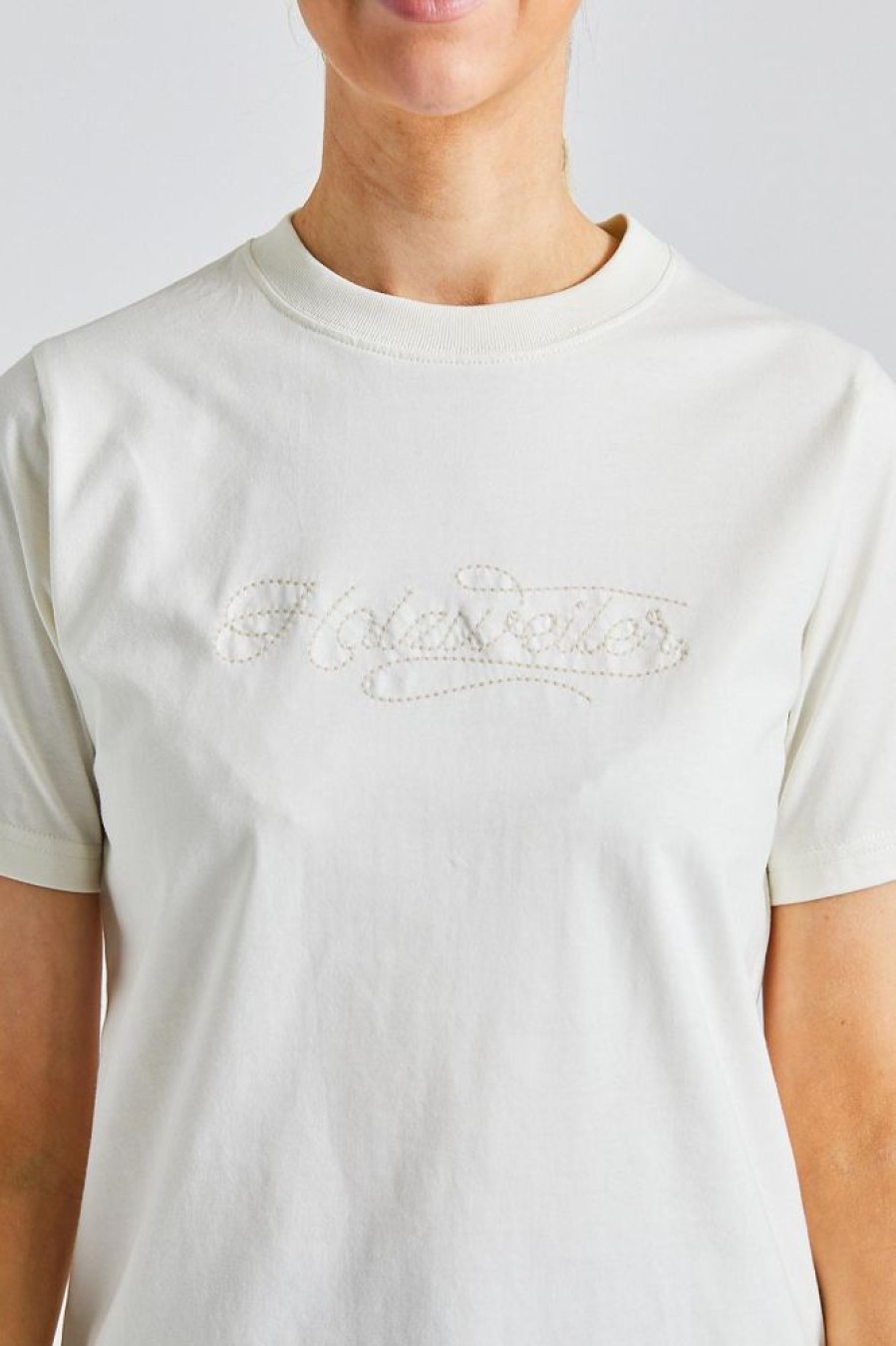 Dame Holzweiler T-Skjorter | Penny Embroidery Tee Ecru T-Skjorte