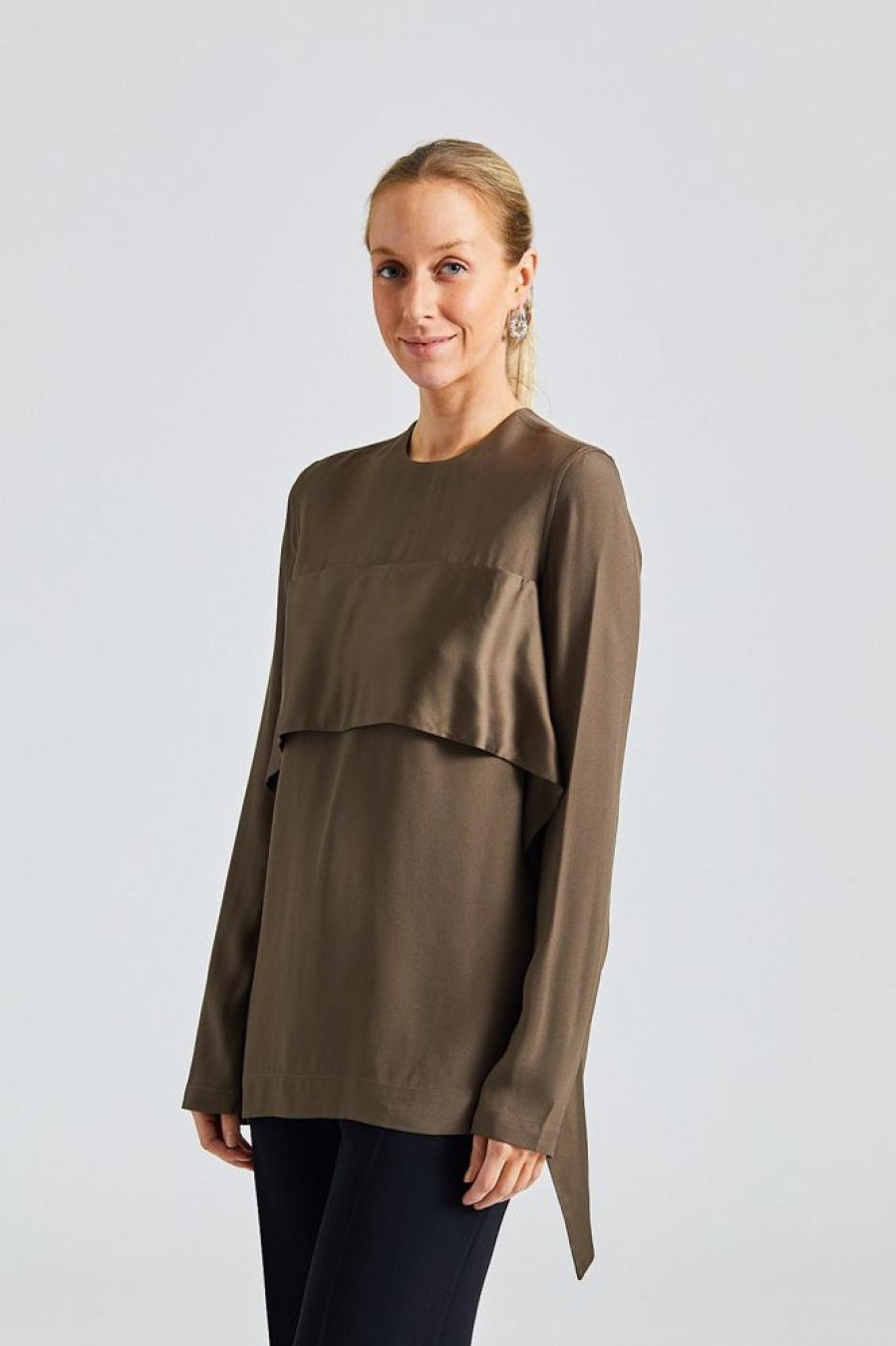 Dame Toteme Topper | Satin-Sash Crepe Top Bay Leaf