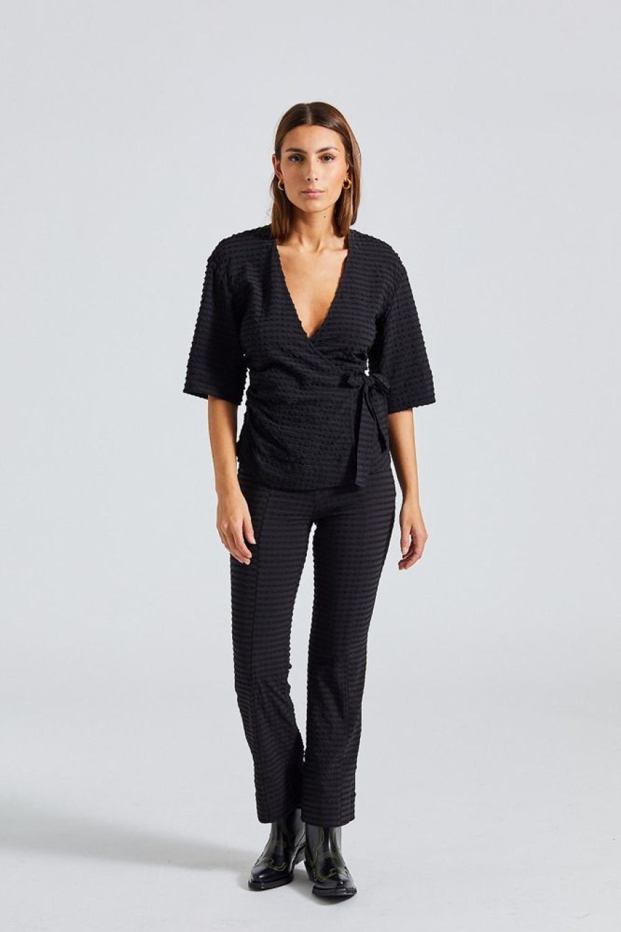 Dame Ganni Skjorter Og Bluser | Stretch Seersucker Wrap Blouse Black