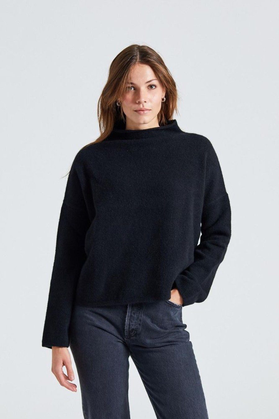 Dame Filippa K Gensere | Mika Yak Funnelneck Sweater Black