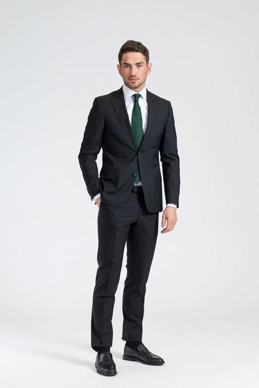 Herre Oscar Jacobson Dresser | Edmund Suit Black