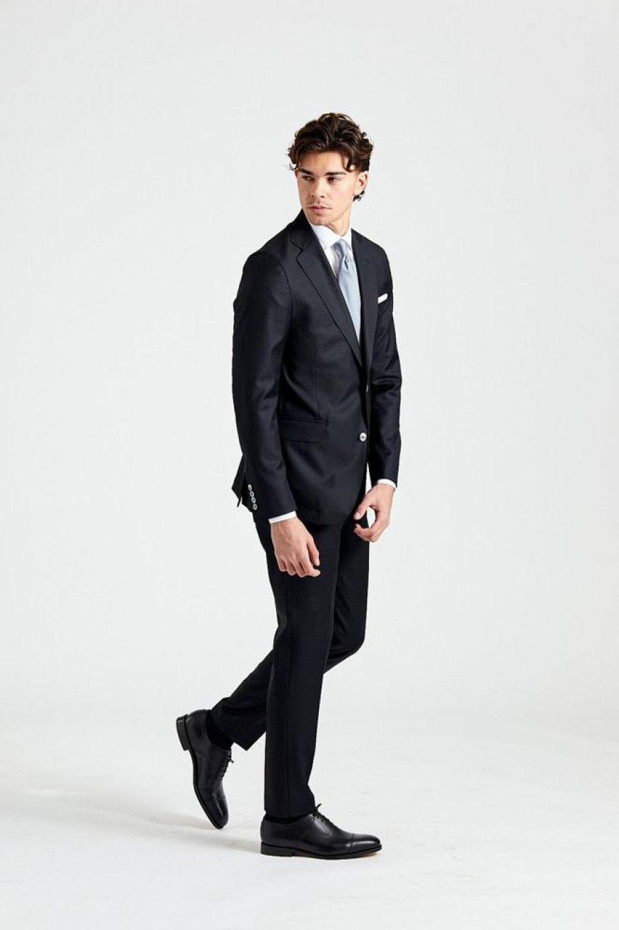 Herre Onesto Dresser | N. Siena Palermo Suit Black