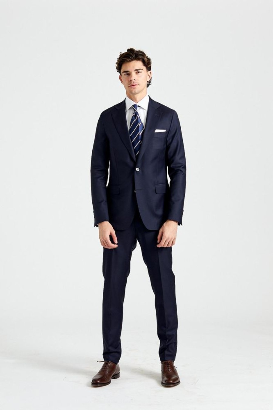 Herre Onesto Dresser | N. Siena Palermo Suit Navy