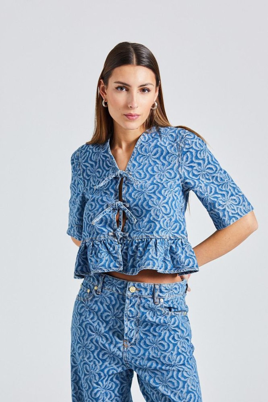 Dame Ganni Skjorter Og Bluser | Jaquard Denim Flounce Tie Blouse Mid Blue Stone