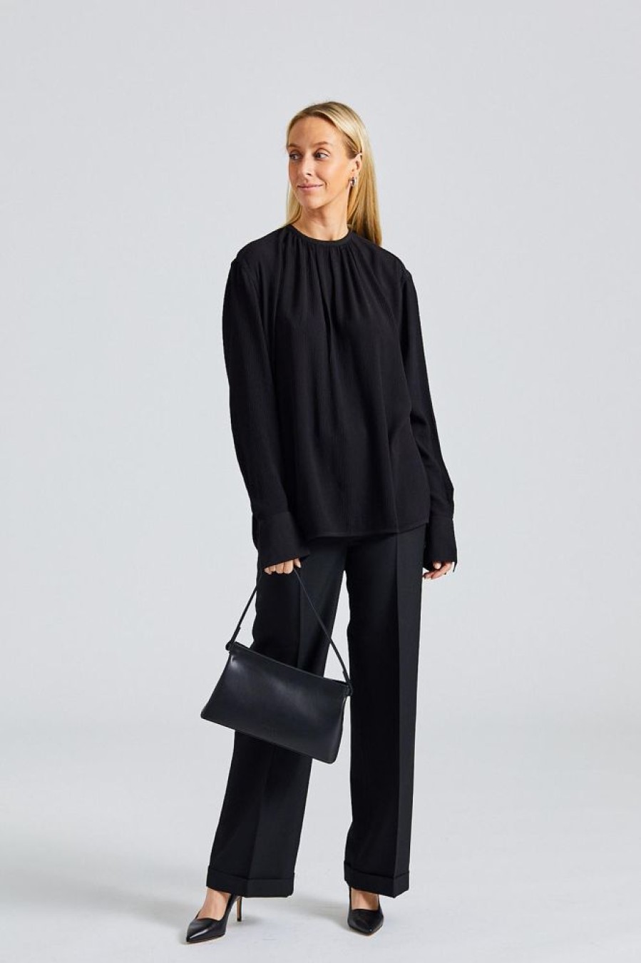 Dame Toteme Skjorter Og Bluser | Gathered-Neck Crepe Blouse Black