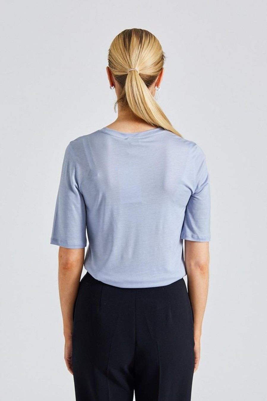 Dame Filippa K T-Skjorter | Elena Tee Faded Blue