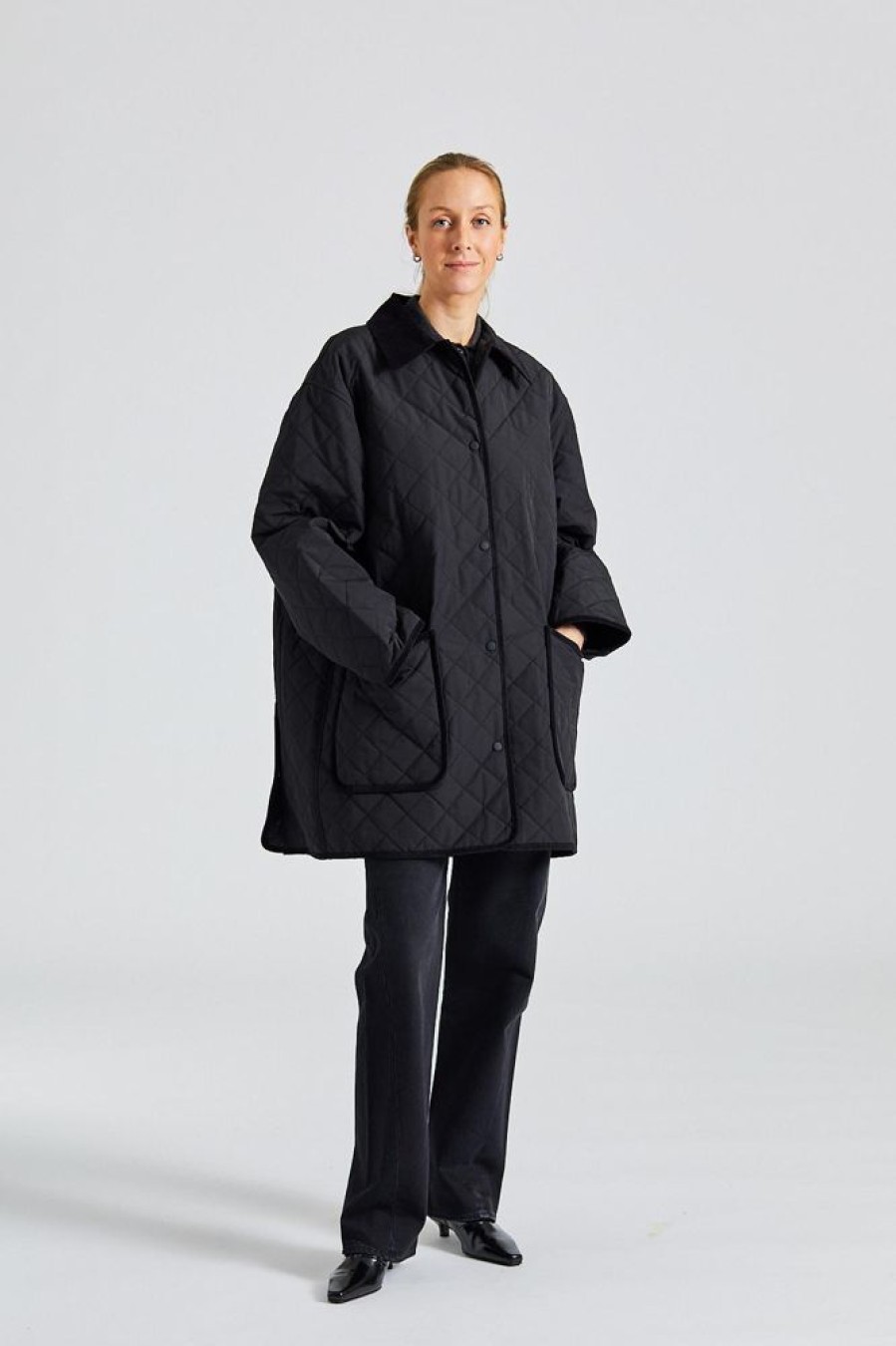 Dame Toteme Jakker | Quilted Barn Jacket Black