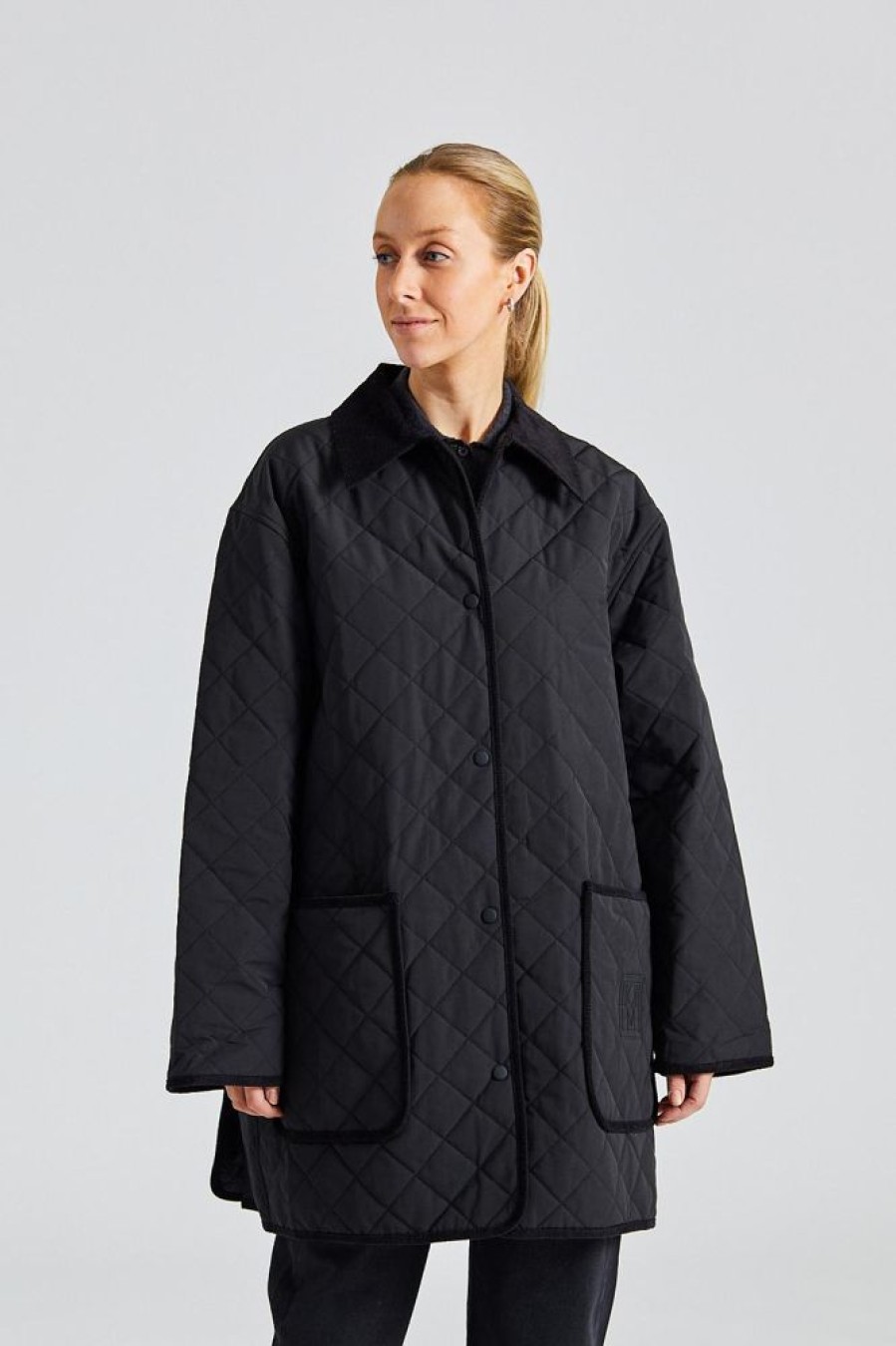 Dame Toteme Jakker | Quilted Barn Jacket Black